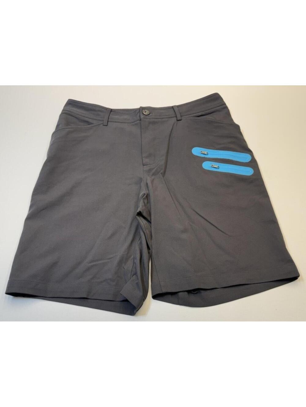 Lululemon LM7359S Men's 36 Gray Black Athletic Golf Shorts Zipper Pockets 9972